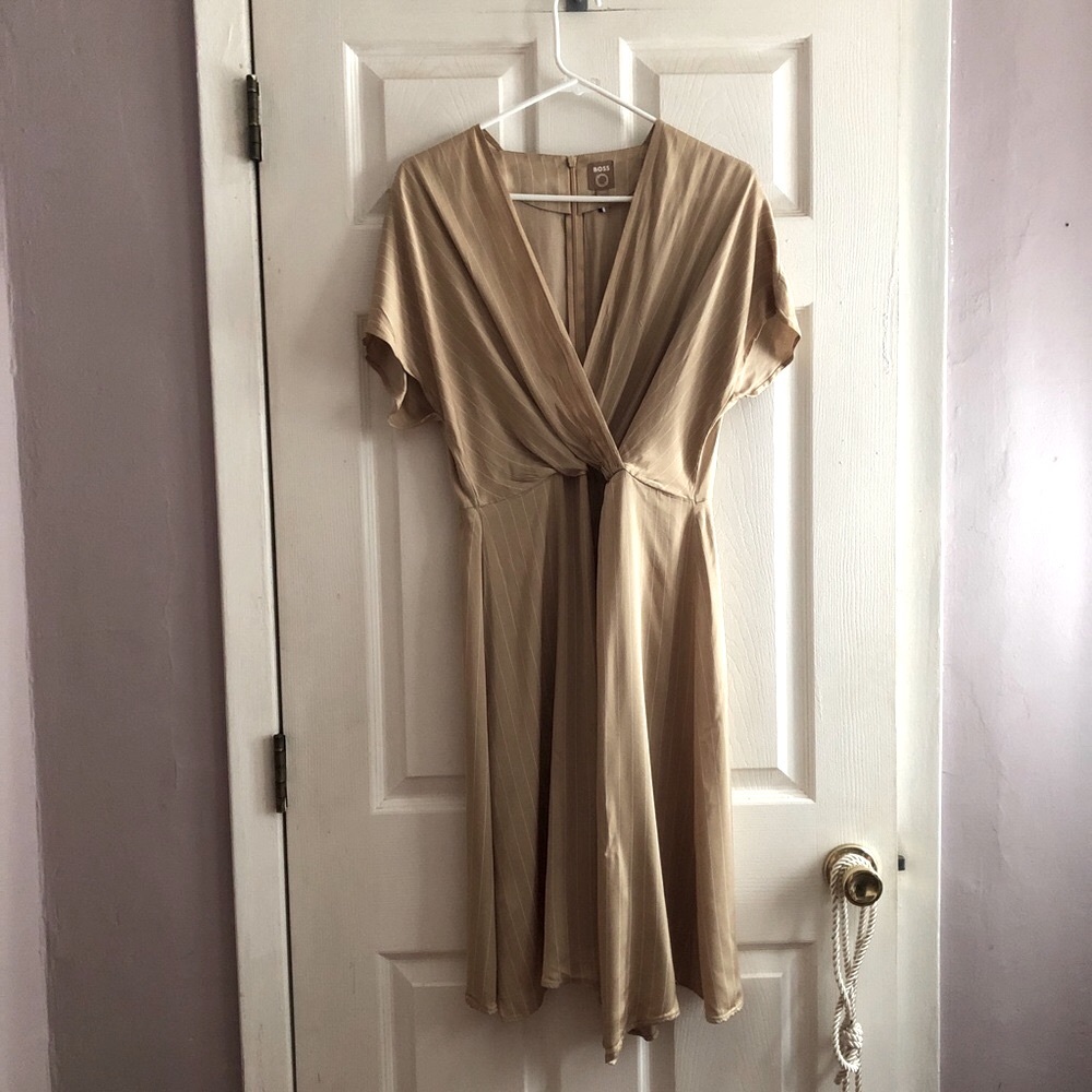 BOSS Dress Hugo Boss  Dawela beige striped sleeveless acetate viscose sz 6